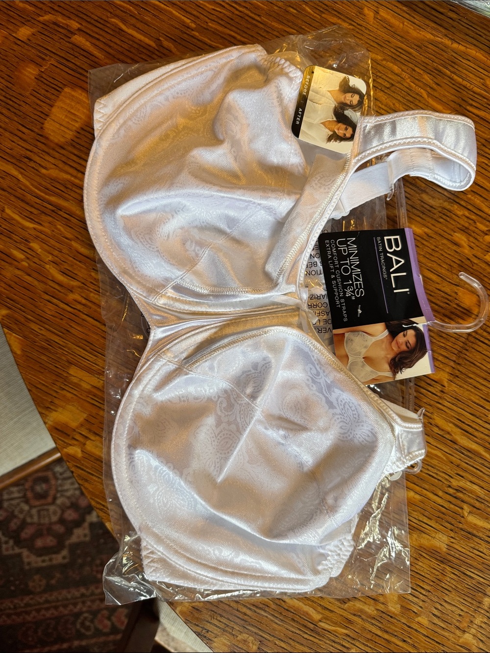 Bali White Jacquard Minimizer Bra with Wide Straps